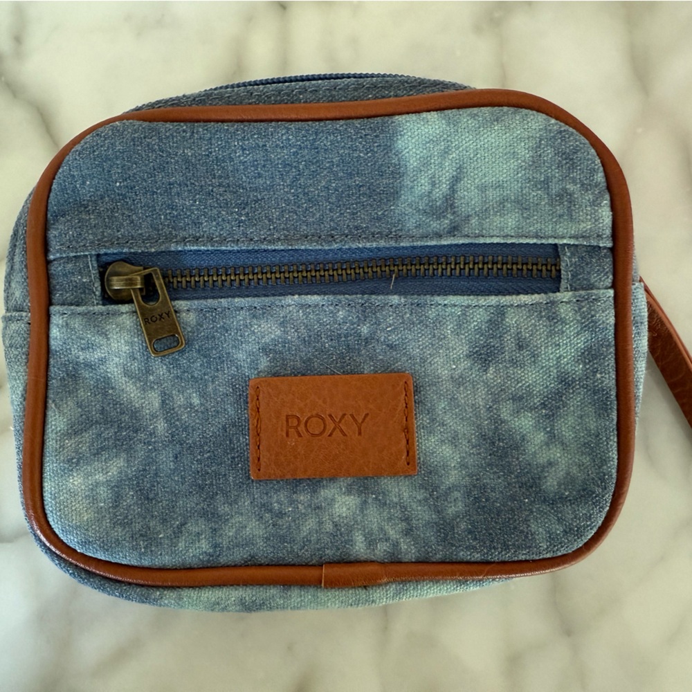 Roxy Denim Blue Belt Bag with Tan Trim